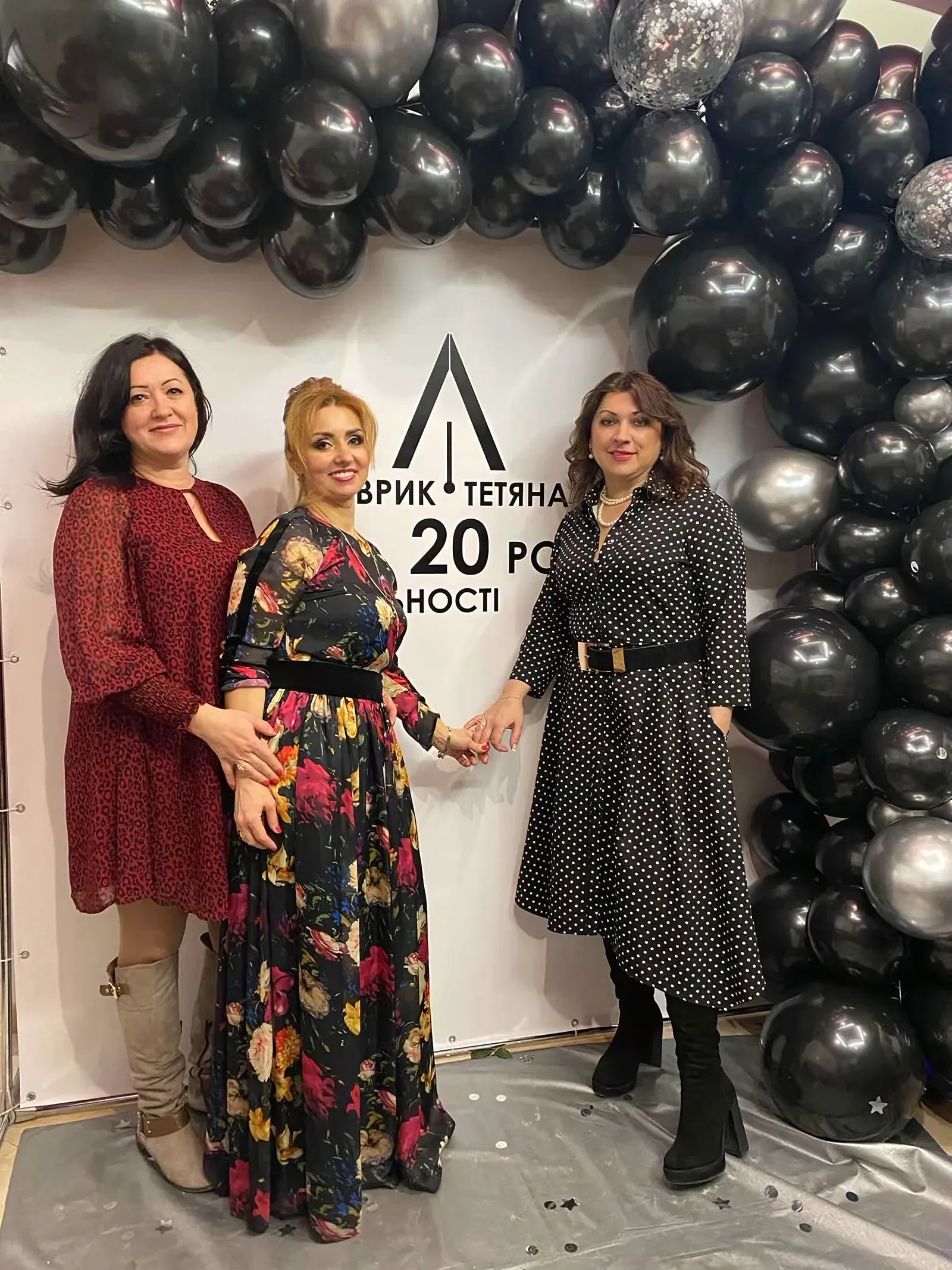 Інтер'єр нотаріальної контори Лаврик — місце оформлення договорів купівлі-продажу нерухомості